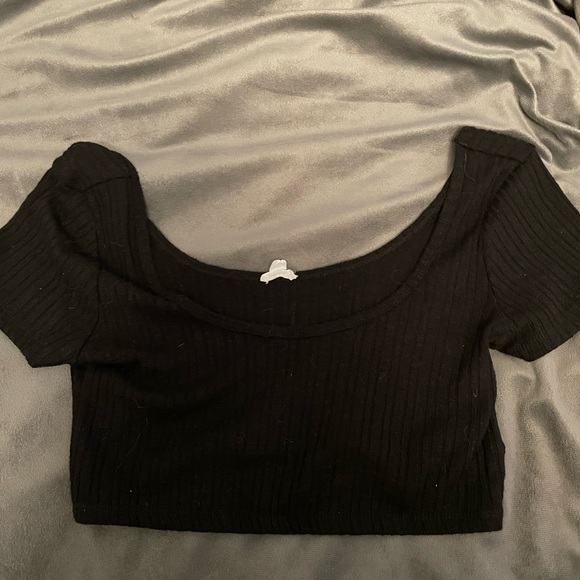 Multiwear black crop top from garage - Picture 5 of 6